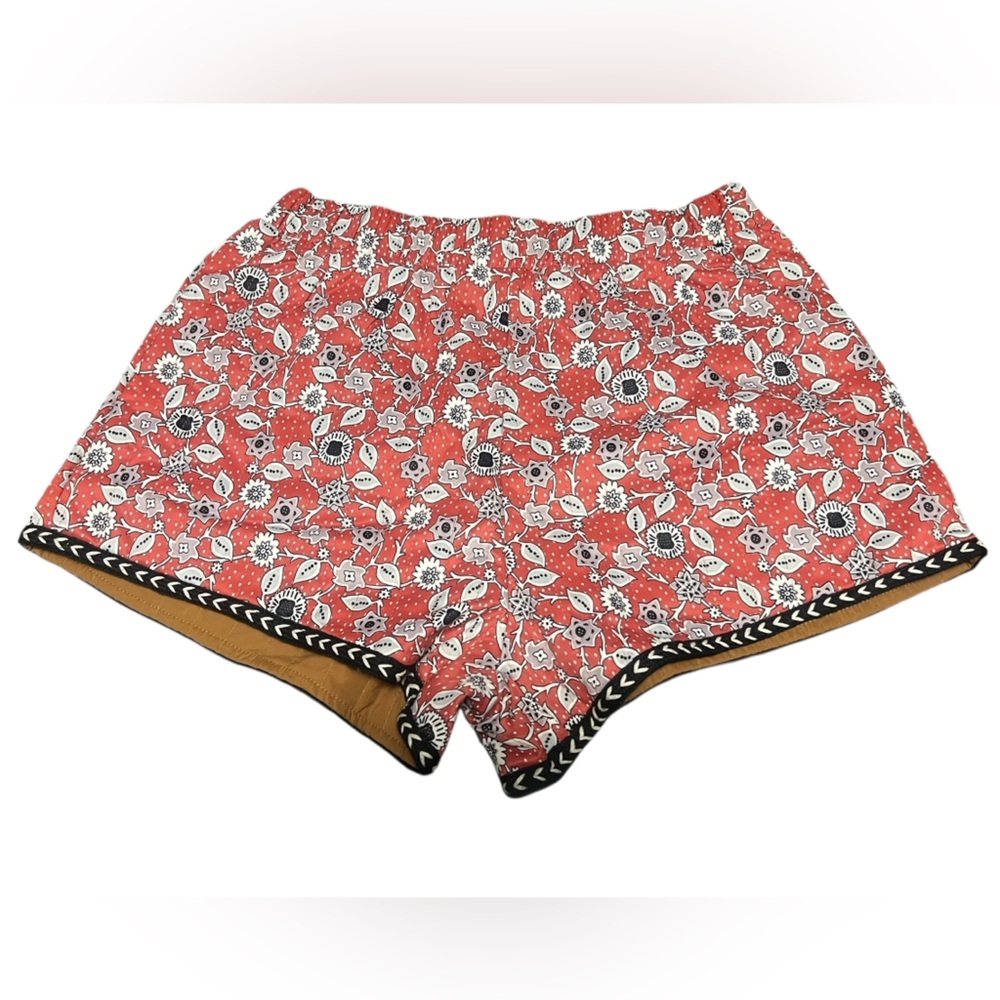 Cider NWT orange quilted floral pull on shorts with crochet trim